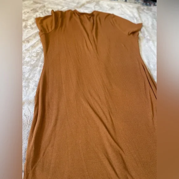 Fashion Nova Ribbed Button-Front Midi Dress – 3X (Rust Brown) - Picture 5 of 6